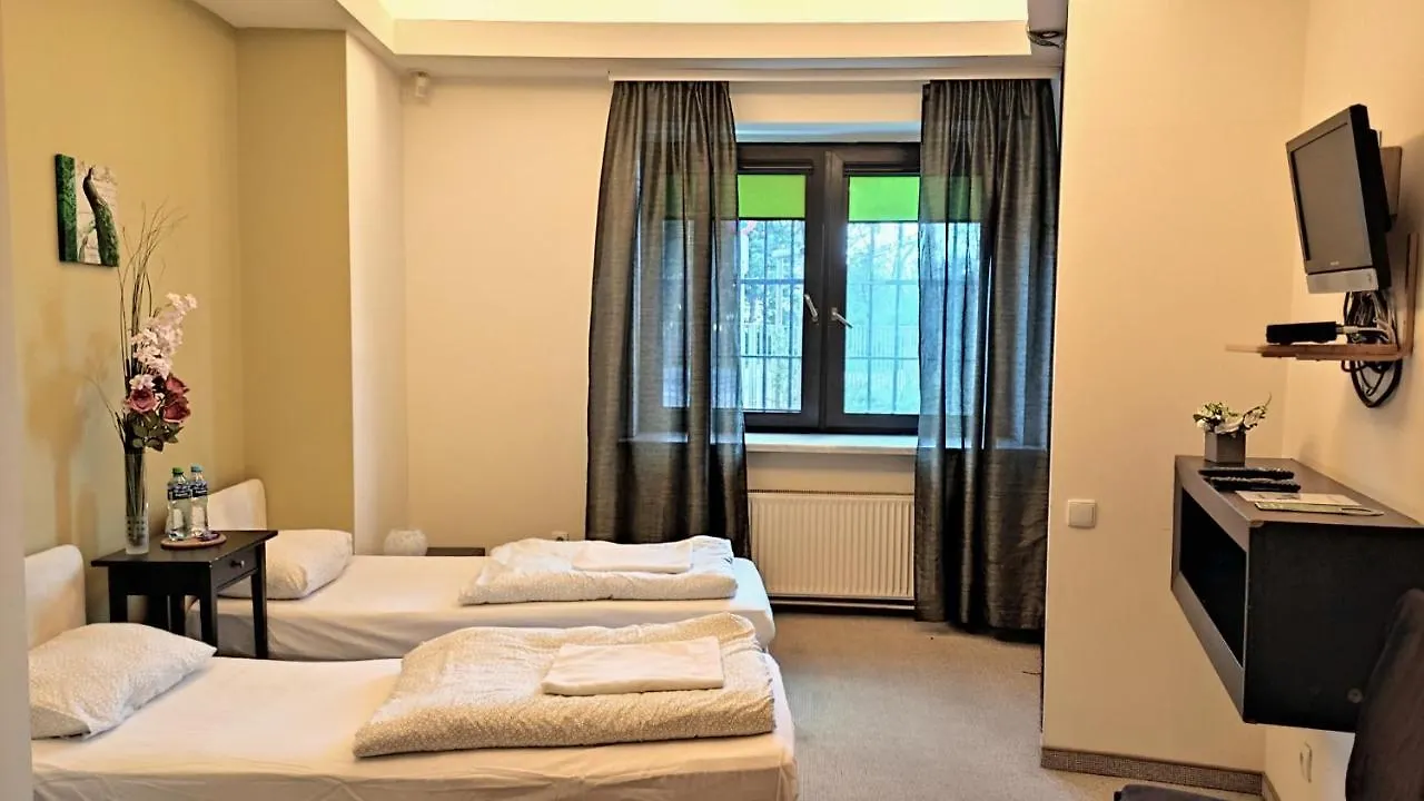 Helvetia Warsaw - Private Rooms In City Center And Old Town 0*,  Polonia