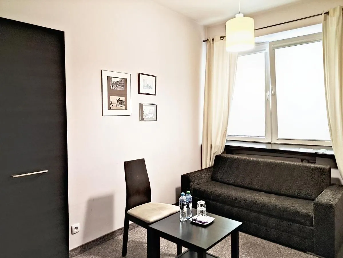 Helvetia Warsaw - Private Rooms In City Center And Old Town