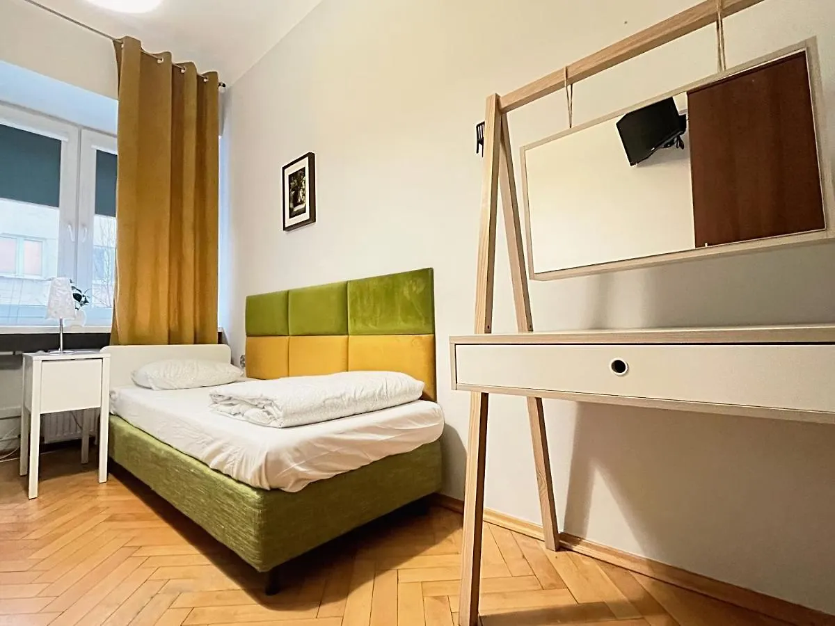 Helvetia Warsaw - Private Rooms In City Center And Old Town