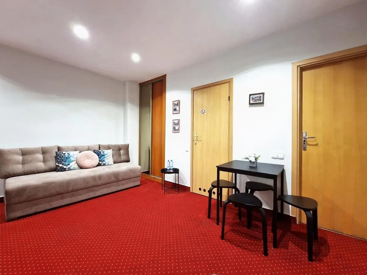 Helvetia Warsaw - Private Rooms In City Center And Old Town Polonia
