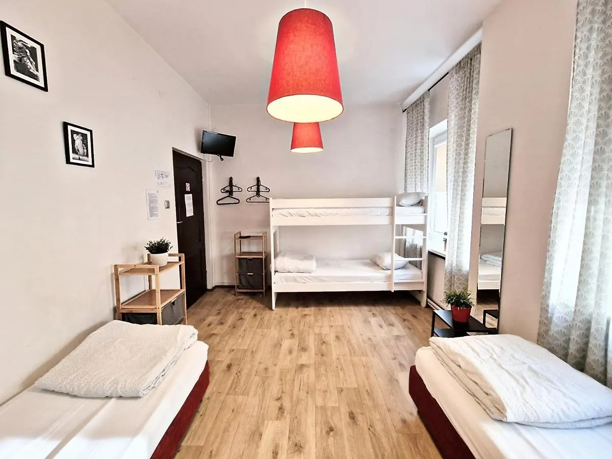 Helvetia Warsaw - Private Rooms In City Center And Old Town