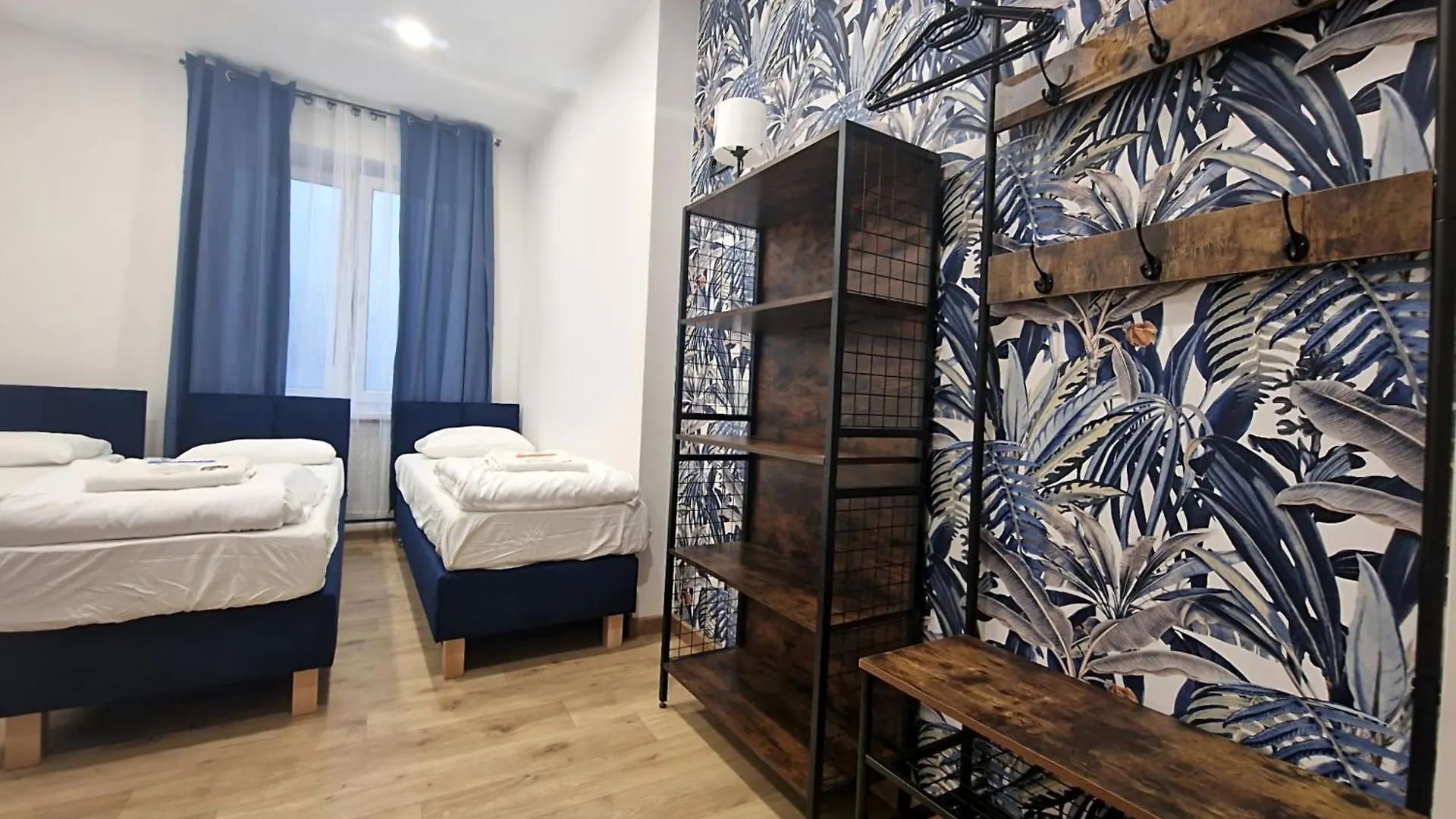Hostel Helvetia Rooms Warsaw City Center And Old Town Poland