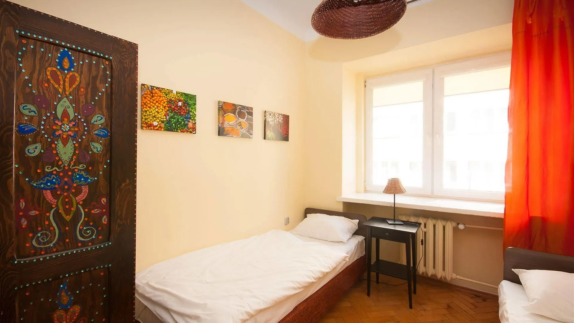 Helvetia Warsaw - Private Rooms In City Center And Old Town Polonia